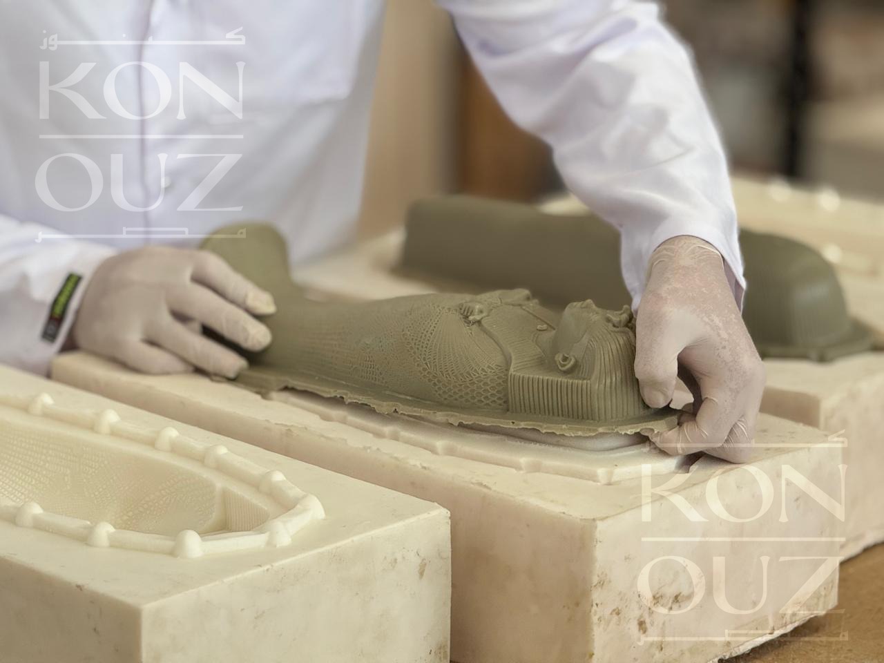 	مصر تخلّد فعالية افتتاح المتحف بدعوة فنية مستوحاة من تابوت الملك الذهبي 